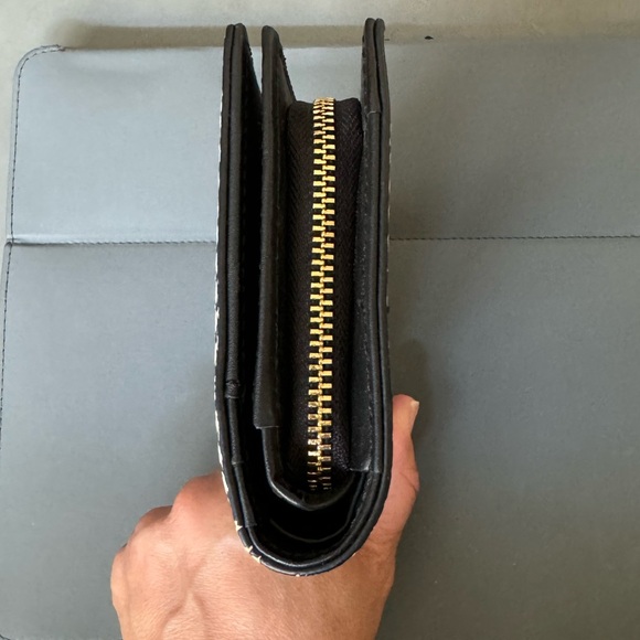 ❤️Vince Camuto Leather Wallet NWT - Picture 9 of 9